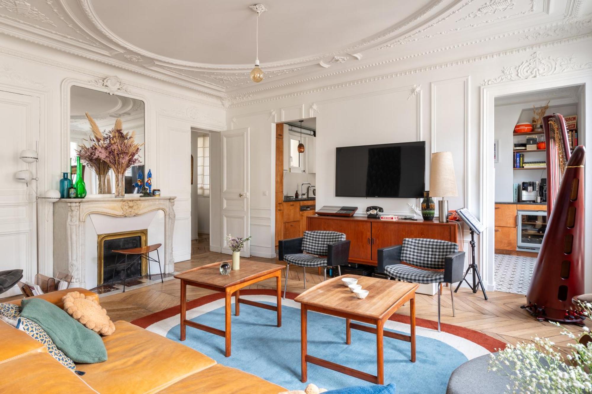 Spacious And Elegant 3bd Apartmentrochechouart * Parijs