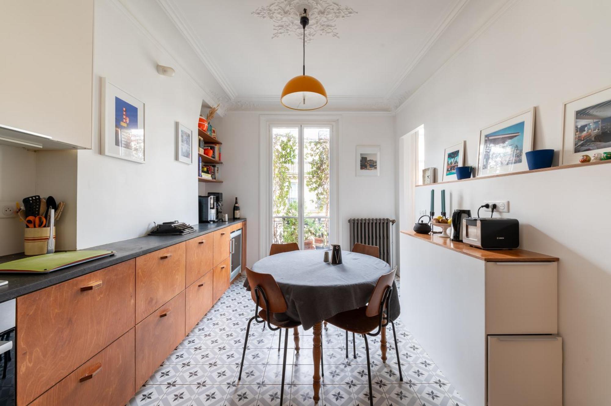 Spacious And Elegant 3bd Apartmentrochechouart Appartement