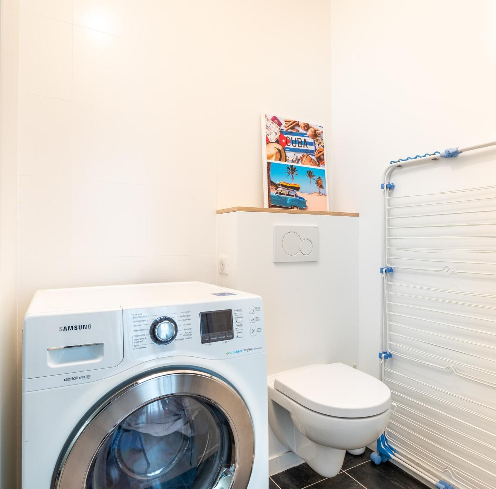 Spacious And Elegant 3bd Apartmentrochechouart Appartement *